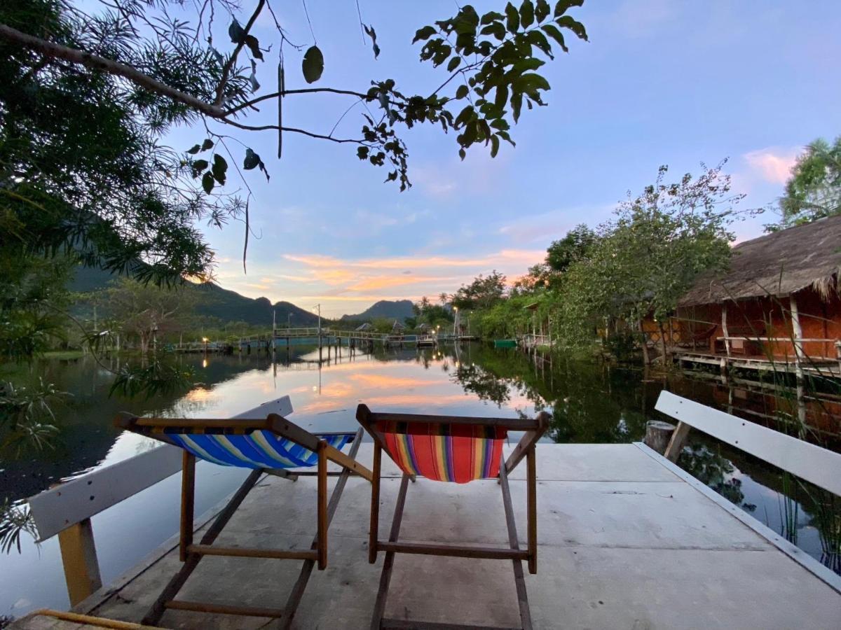 Hotel Numpu Baandin à Sam Roi Yot Extérieur photo