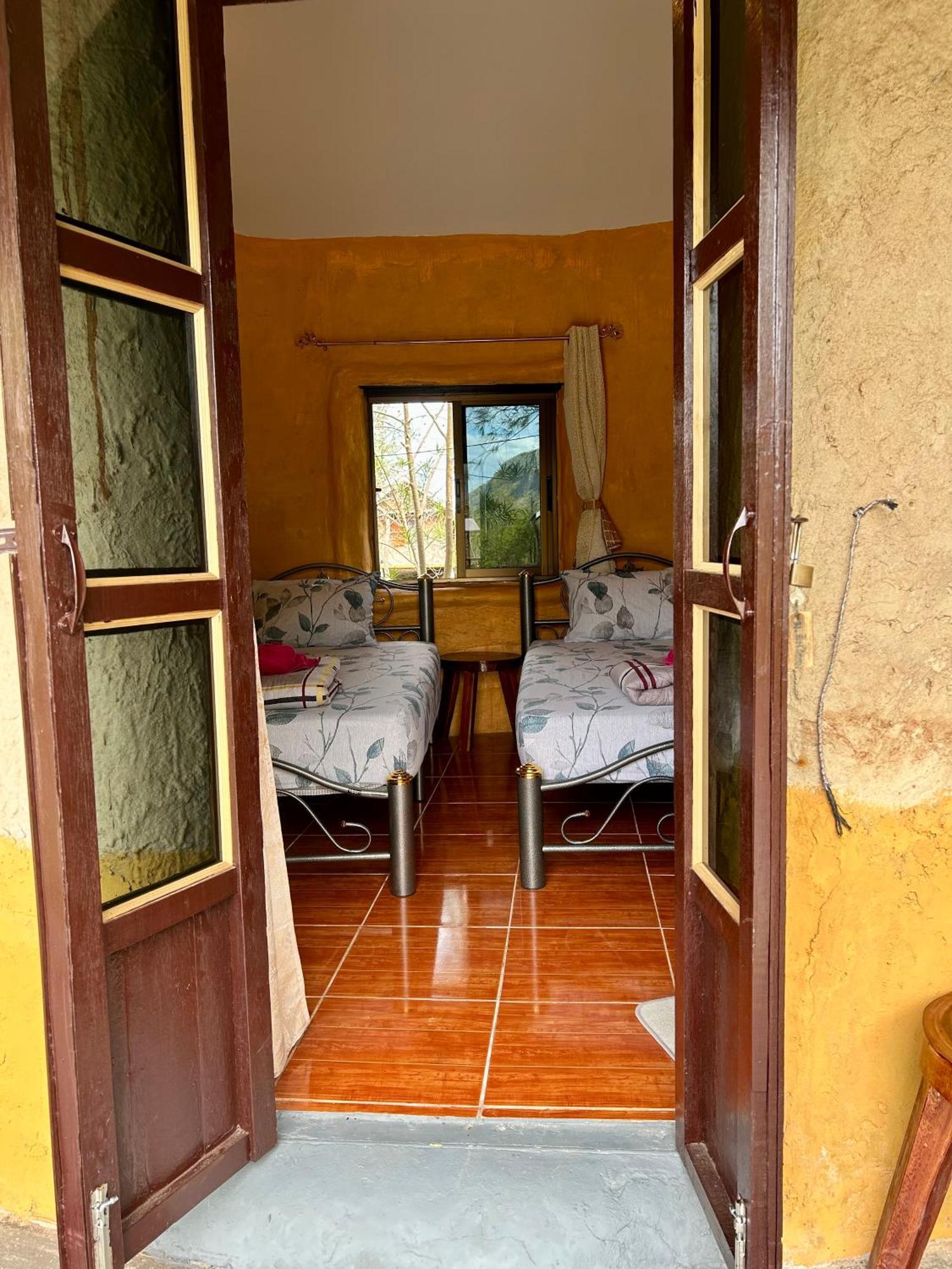 Hotel Numpu Baandin à Sam Roi Yot Extérieur photo
